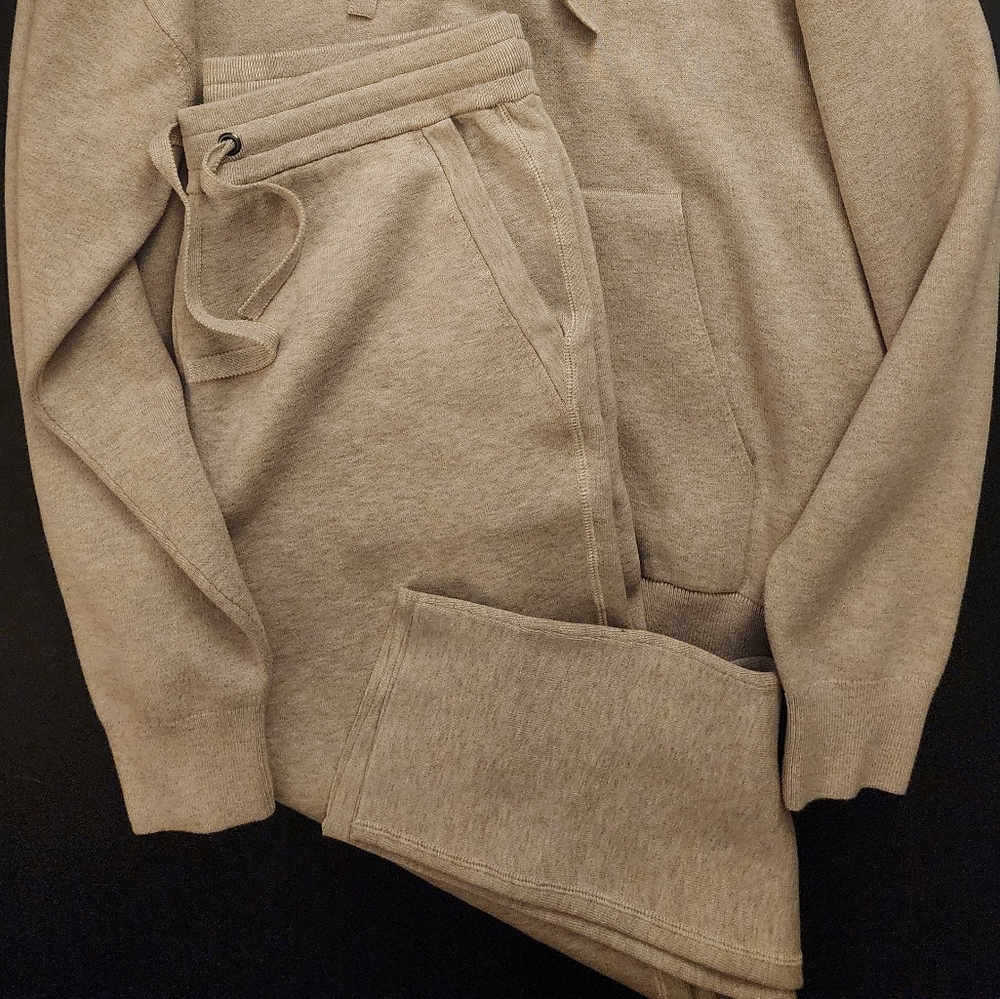 Men's Banana Republic Supima Set Oatmeal/Cream (Medium Top & Bottom) - Picture 4 of 14